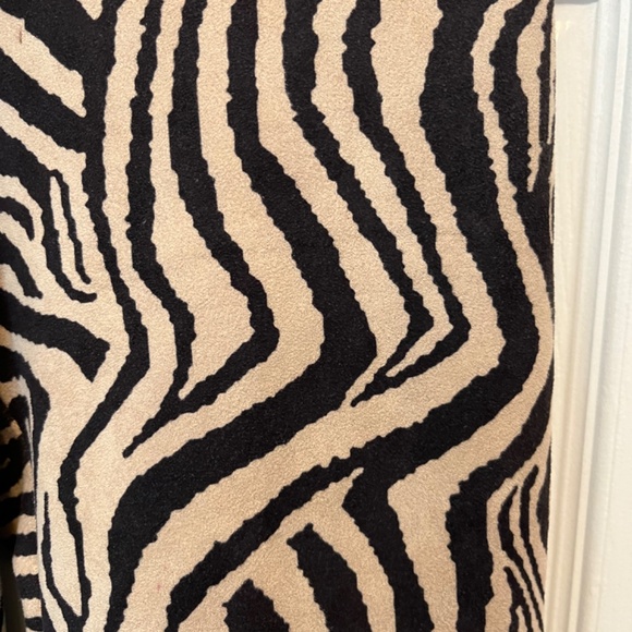 Runway size S animal print pants - Picture 5 of 12